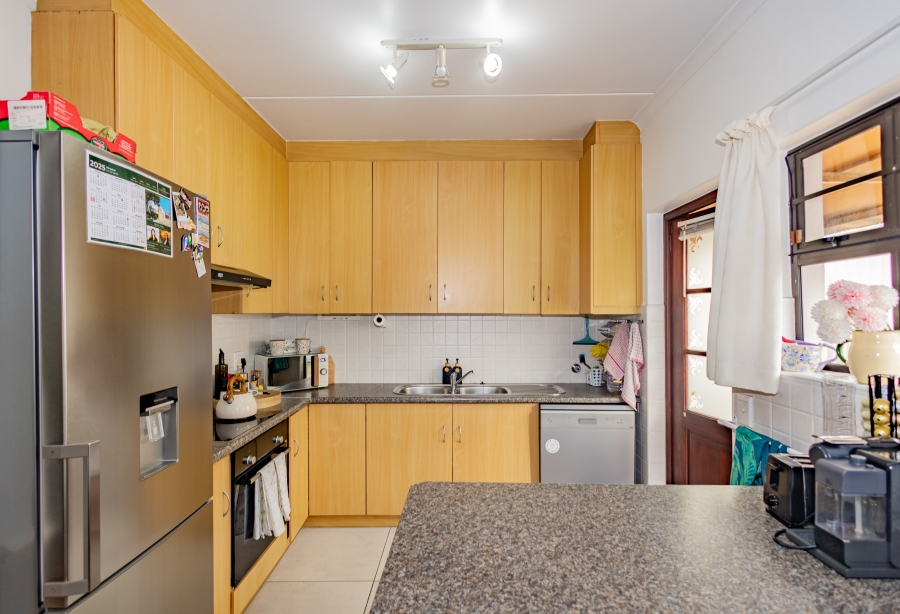 3 Bedroom Property for Sale in Royal Ascot Western Cape